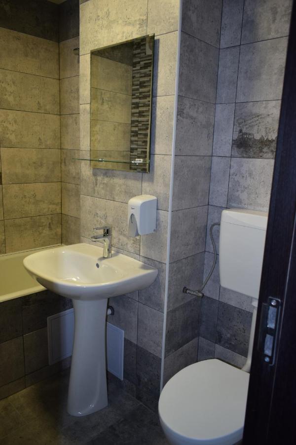Apartament Palatul De Justitie Rhbm Бая-Маре Экстерьер фото